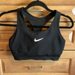 Nike Women's Black Sports Bra M